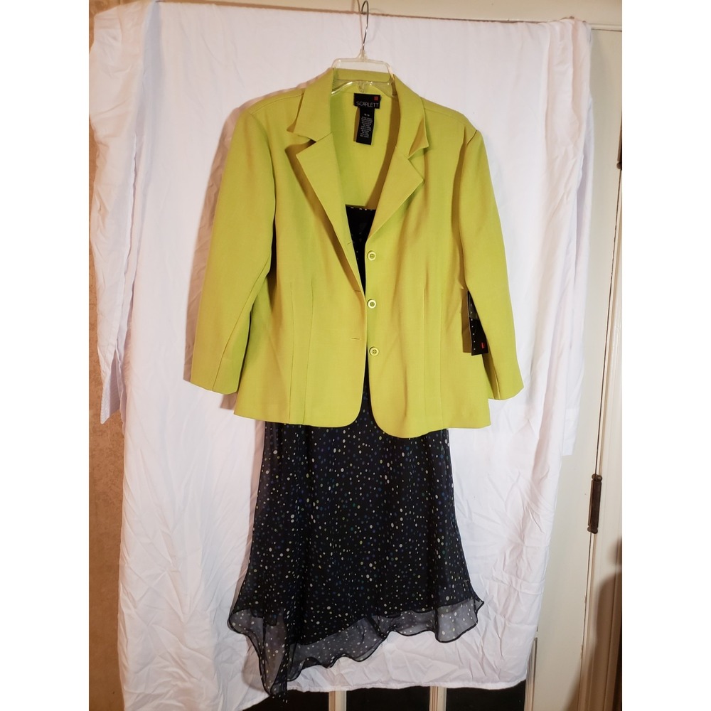 Women's Scarlett 2 Pc Lime Green Polka Dot Suit Size 15/16